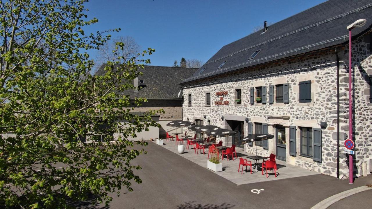 Auberge Du Cezallier Montgreleix Экстерьер фото