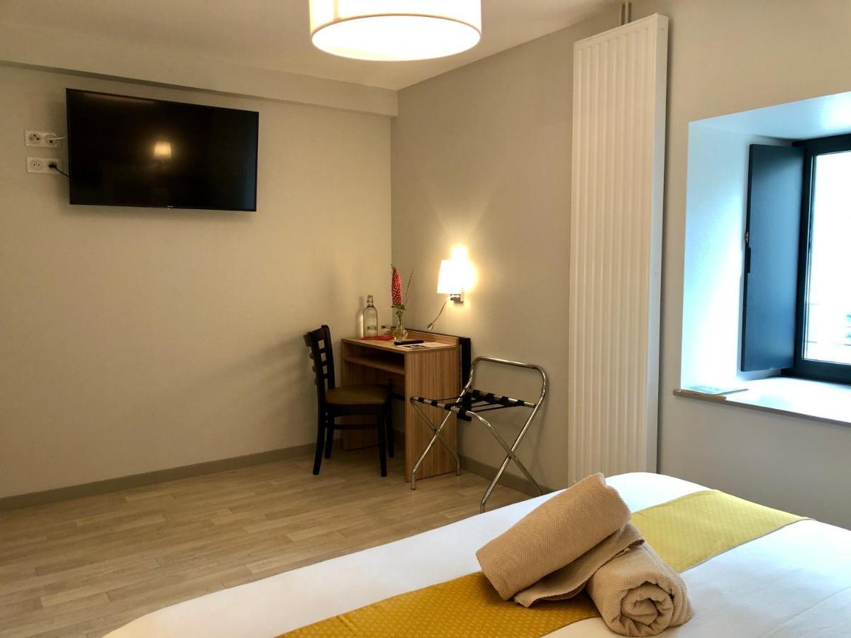 Auberge Du Cezallier Montgreleix Экстерьер фото
